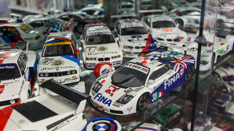 Illustration for article titled Ok, here they are together!—McLaren F1 GTR, 1:1/64